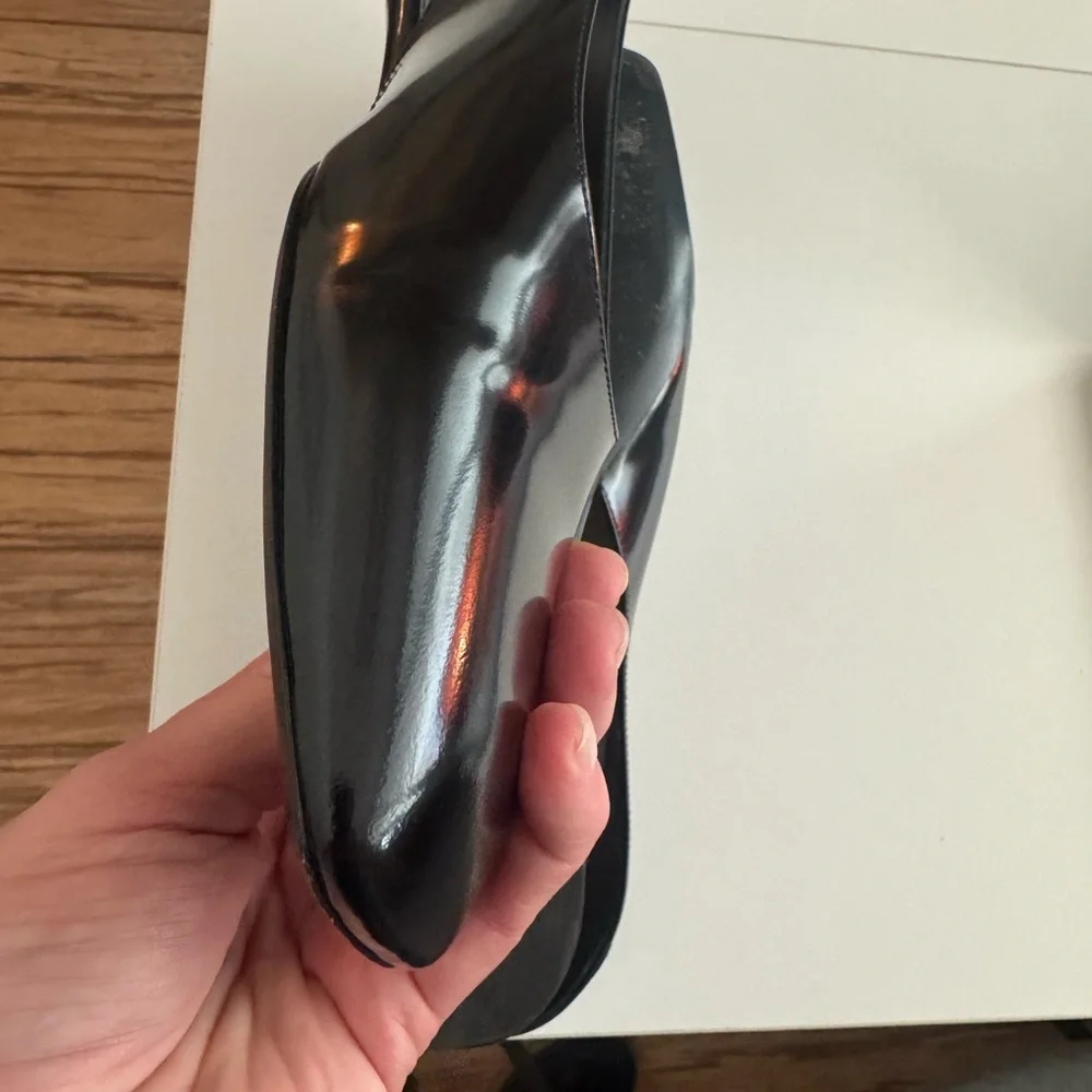 The Row leather mules size 39,5 running small so I will think 39/9 - Picture 7 of 8